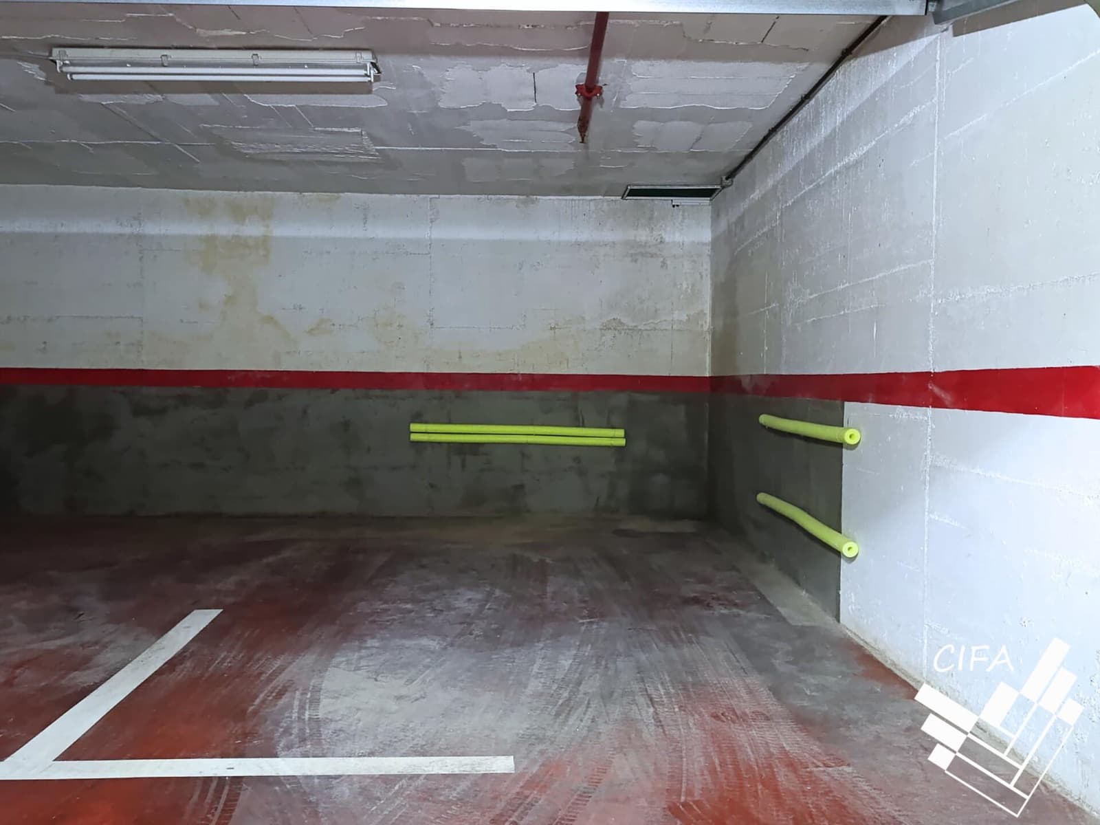 Autotalli myytävänä paikassa Vinaros - 13 000 € (Ref: 9382884)