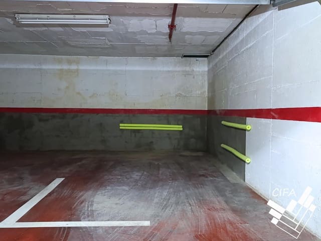 Garaż na sprzedaż w Vinaròs - 13 000 € (Ref: 9382884)