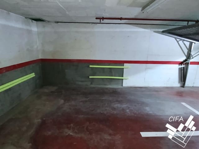 Garaż na sprzedaż w Vinaròs - 13 000 € (Ref: 9382884)