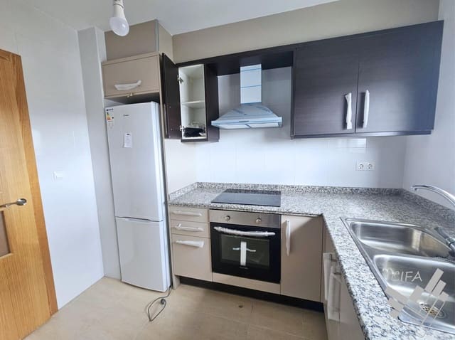 Piso de 3 habitaciones en Ulldecona en venta con garaje - 115.000 € (Ref: 9382886)