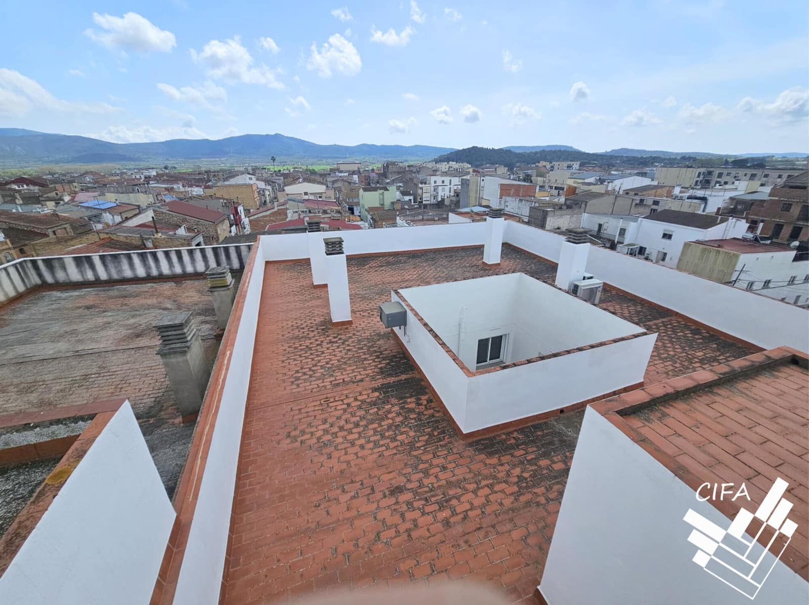 3 bedroom Flat for sale in Ulldecona with garage - € 115,000 (Ref: 9382886)