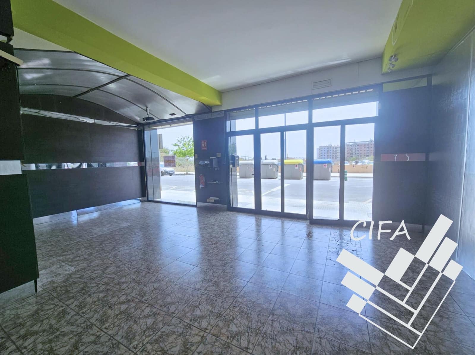 Comercial para venda em Vinaros - 220 000 € (Ref: 9382888)