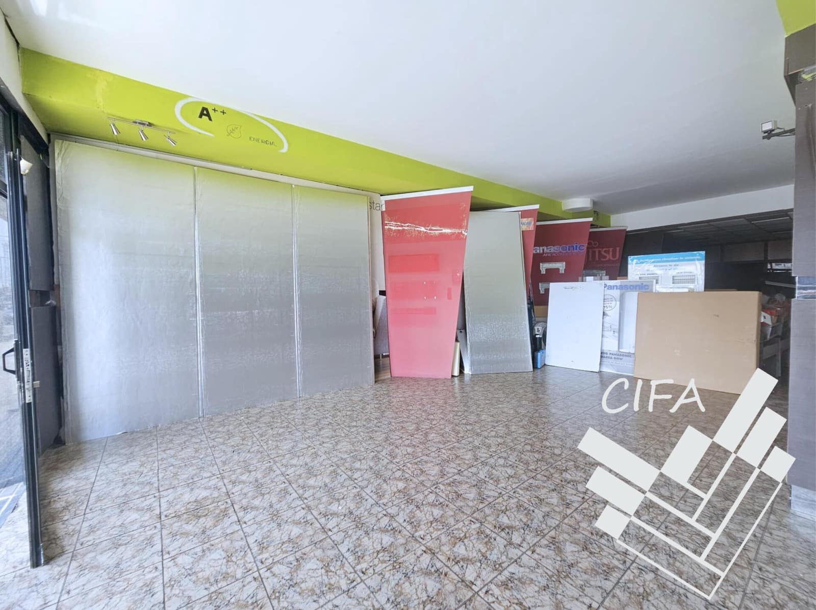 Comercial para venda em Vinaros - 220 000 € (Ref: 9382888)