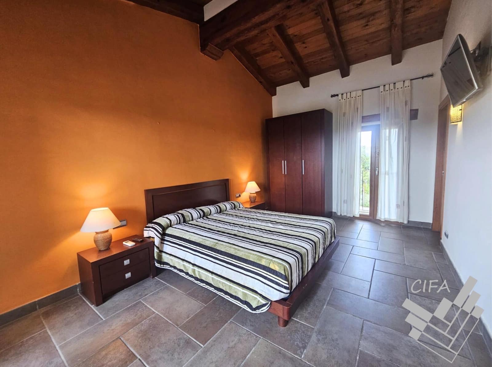 5 sypialnia Willa na sprzedaż w Sant Jordi z garażem - 925 000 € (Ref: 9382893)