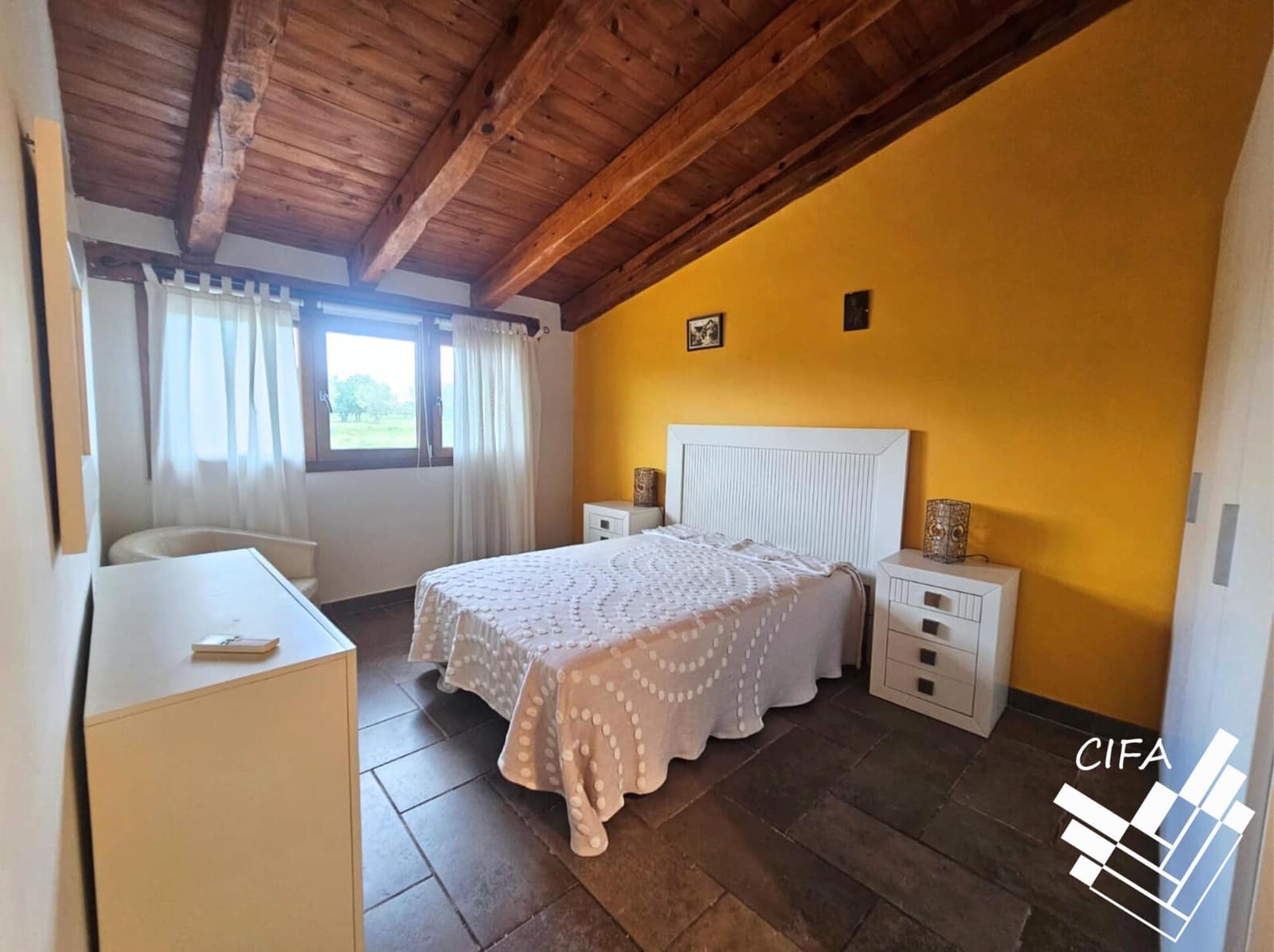 5 sypialnia Willa na sprzedaż w Sant Jordi z garażem - 925 000 € (Ref: 9382893)