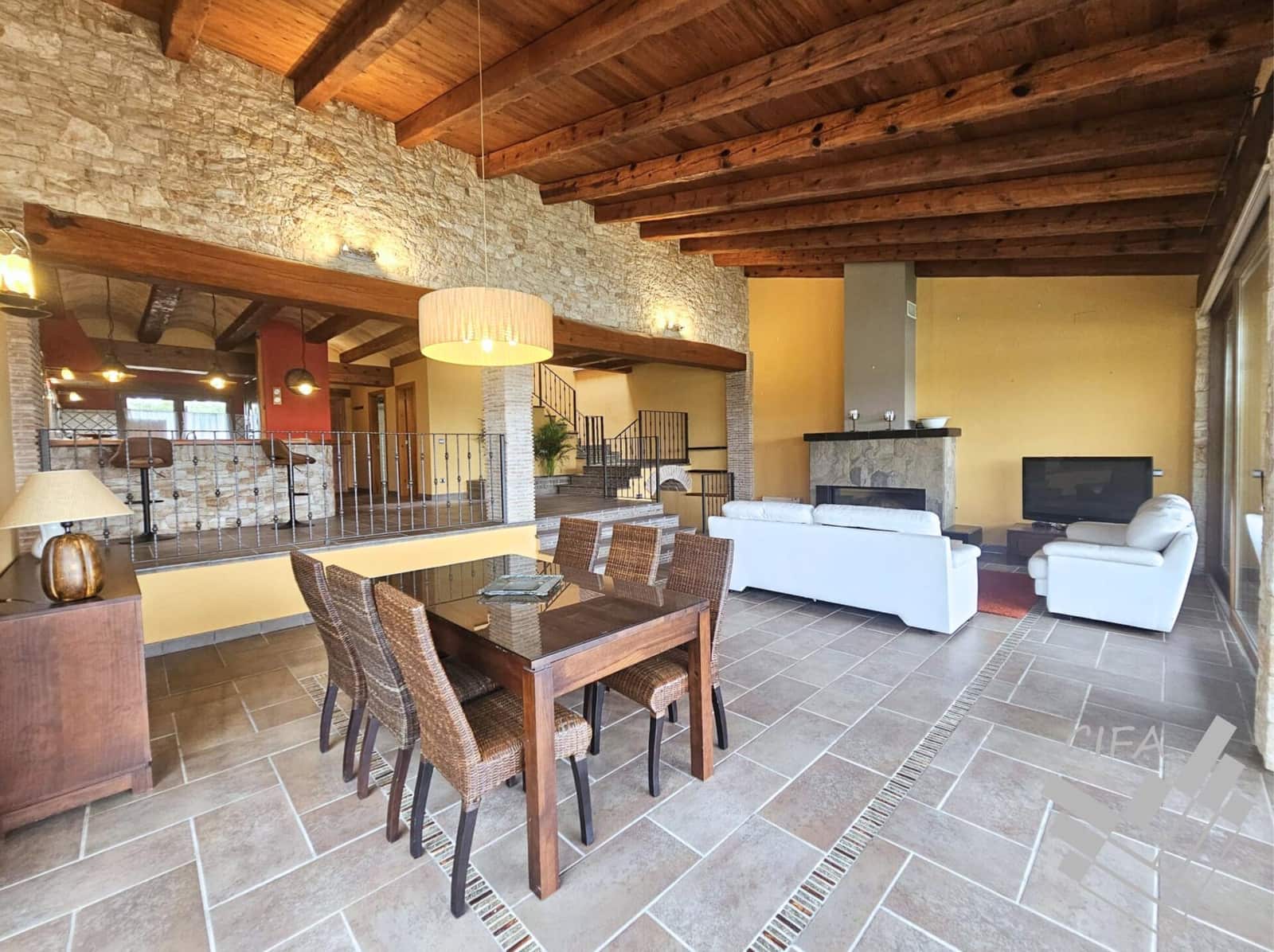 5 sypialnia Willa na sprzedaż w Sant Jordi z garażem - 925 000 € (Ref: 9382893)