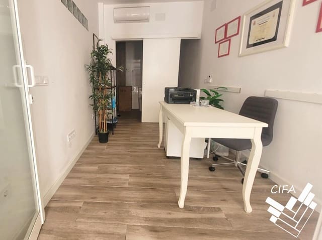 Commercial for rent in Vinaròs - € 475 (Ref: 9382894)