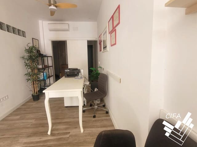 Commercial for rent in Vinaròs - € 475 (Ref: 9382894)