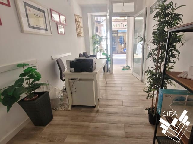 Commercial for rent in Vinaròs - € 475 (Ref: 9382894)