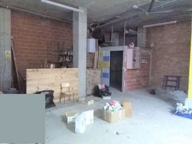 Commercial for rent in Benicarló - € 750 (Ref: 9382896)