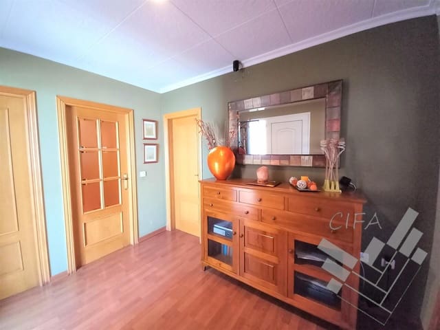 4 soverom Villa til salgs i Vinaròs med garasje - € 466 500 (Ref: 9382898)