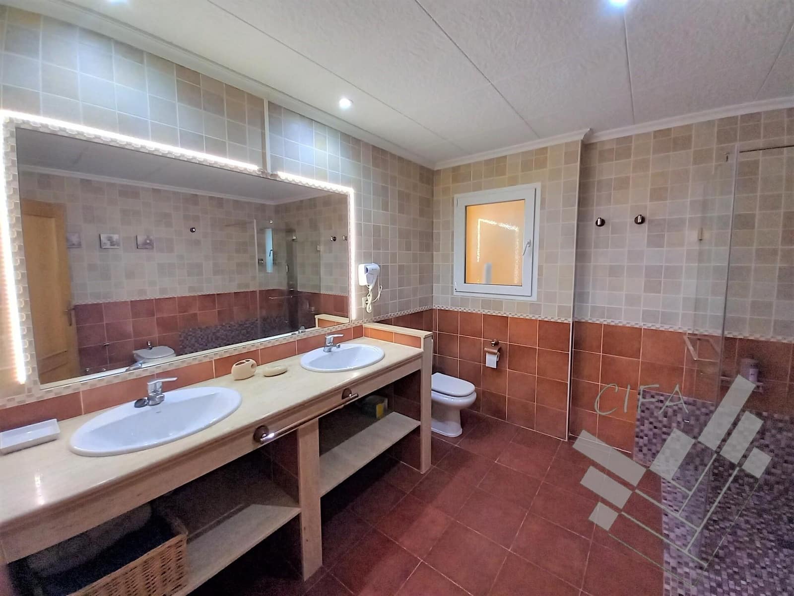 4 soverom Villa til salgs i Vinaros med garasje - € 466 500 (Ref: 9382898)