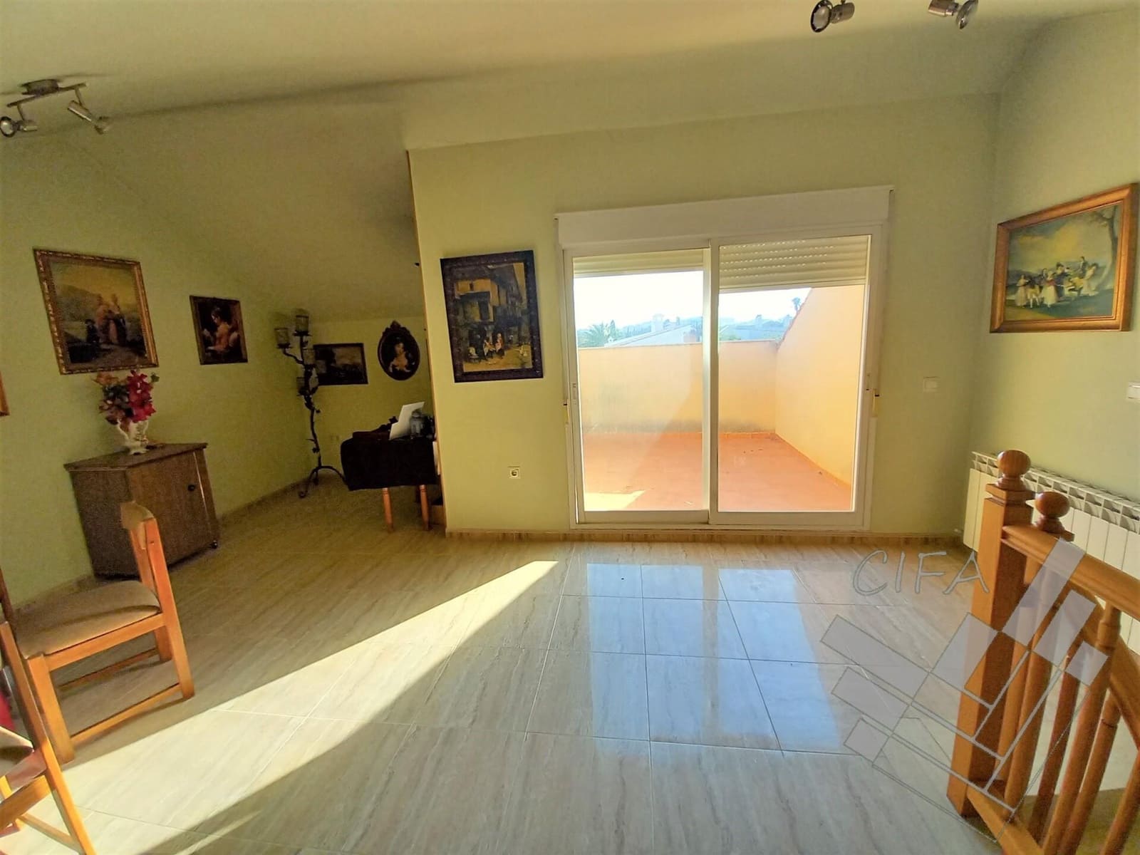 5 bedroom Villa for sale in Vinaros with garage - € 475,000 (Ref: 9382899)