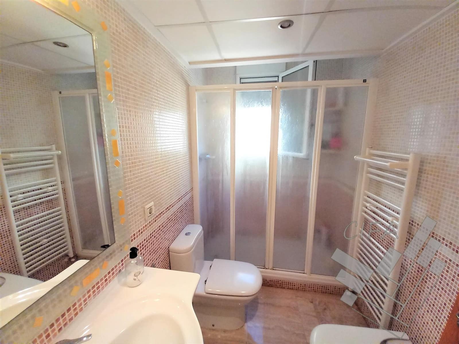 5 bedroom Villa for sale in Vinaros with garage - € 475,000 (Ref: 9382899)