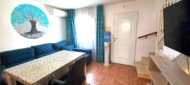 2 bedroom Terraced Villa for sale in Vinaròs with garage - € 175,000 (Ref: 9382900)