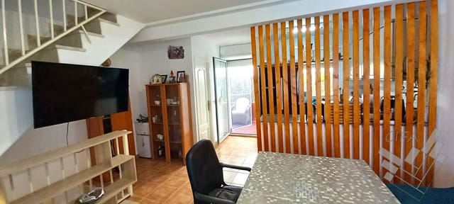 2 bedroom Terraced Villa for sale in Vinaròs with garage - € 175,000 (Ref: 9382900)