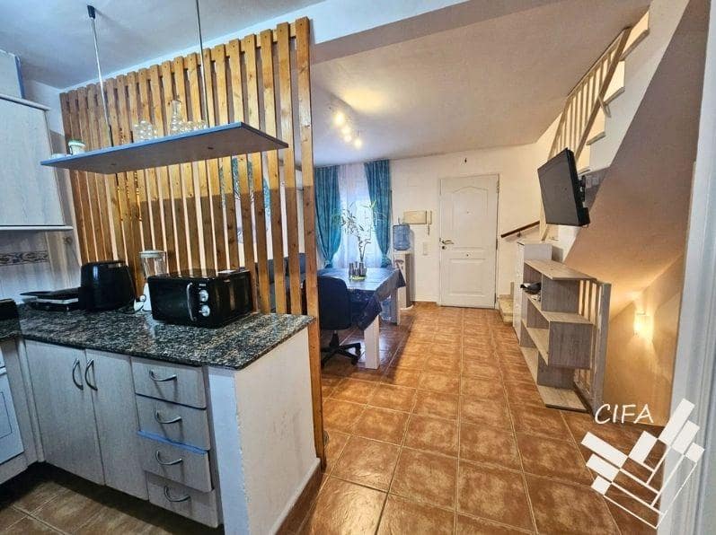 2 soveværelse Rækkehus til salg i Vinaros med garage - € 175.000 (Ref: 9382900)