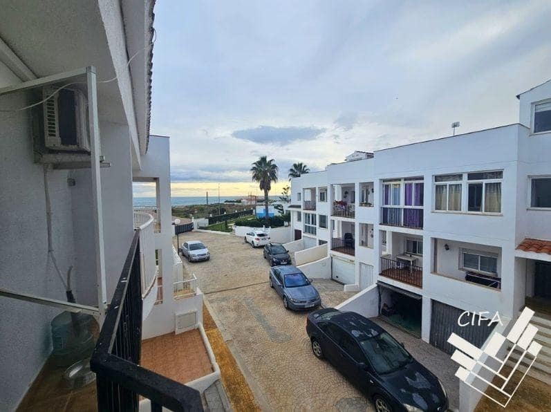 2 soveværelse Rækkehus til salg i Vinaros med garage - € 175.000 (Ref: 9382900)