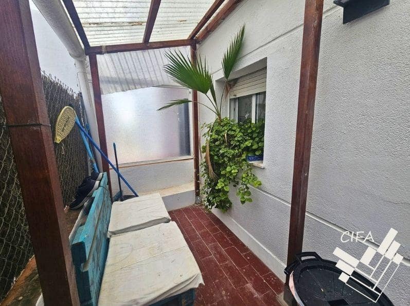 2 soveværelse Rækkehus til salg i Vinaros med garage - € 175.000 (Ref: 9382900)