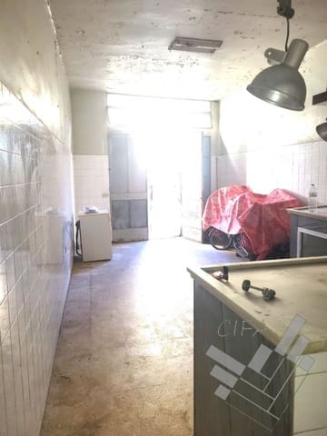 Commercial for sale in Vinaròs - € 60,000 (Ref: 9382901)