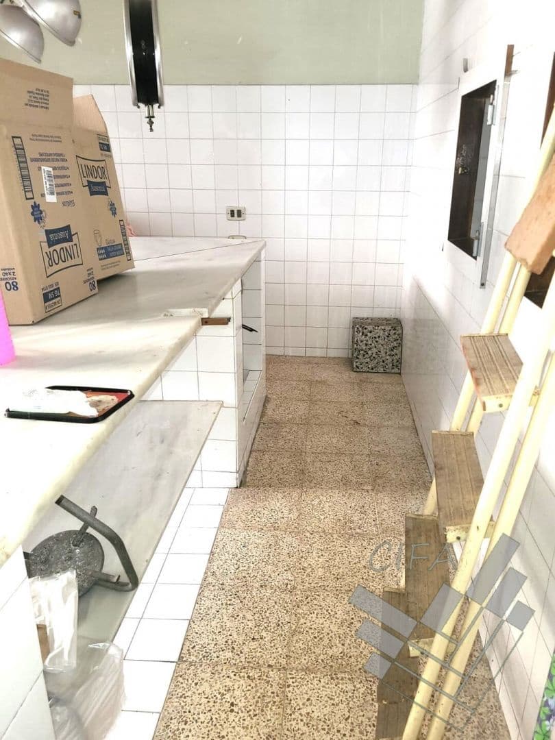 Kommersiell till salu i Vinaros - 60 000 € (Ref: 9382901)