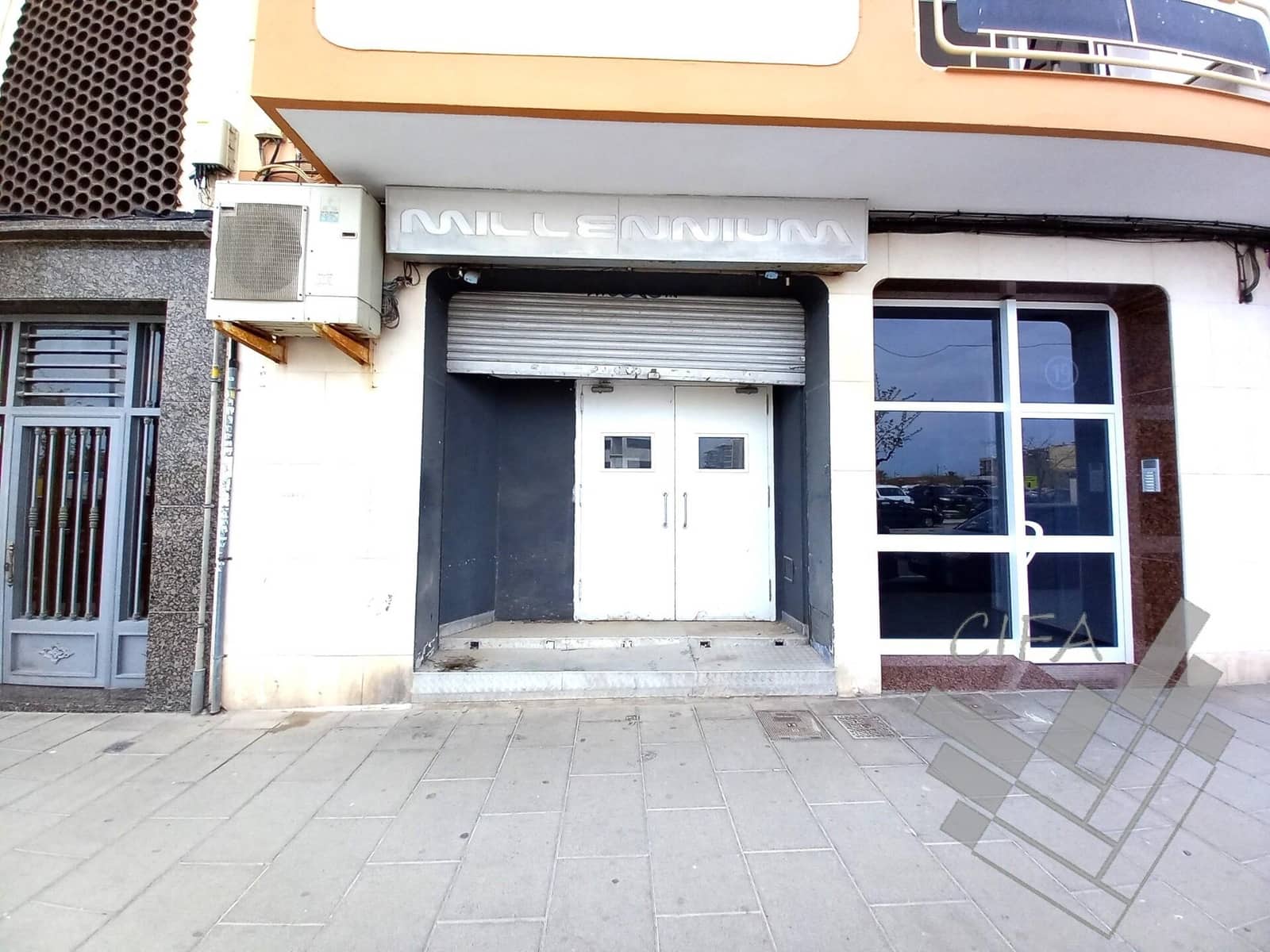 Kommersiell till salu i Vinaros - 125 000 € (Ref: 9382902)