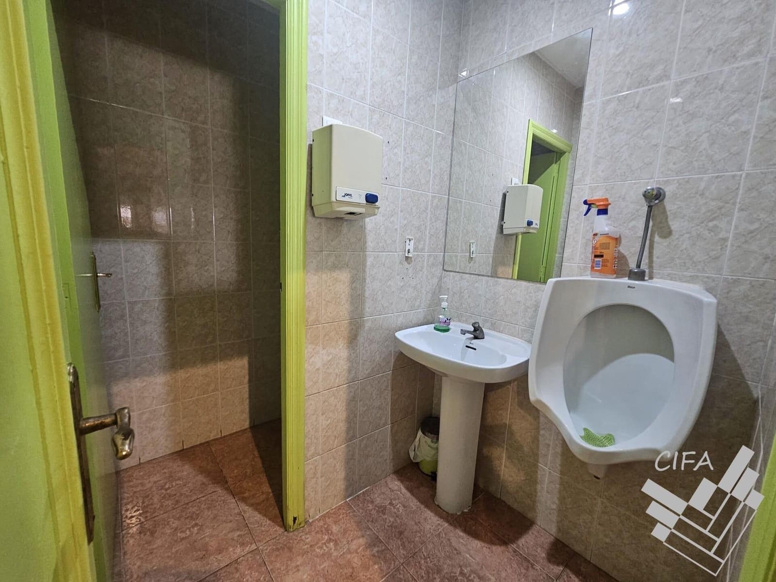 Commerciale in vendita in Vinaros - 130.000 € (Rif: 9382904)