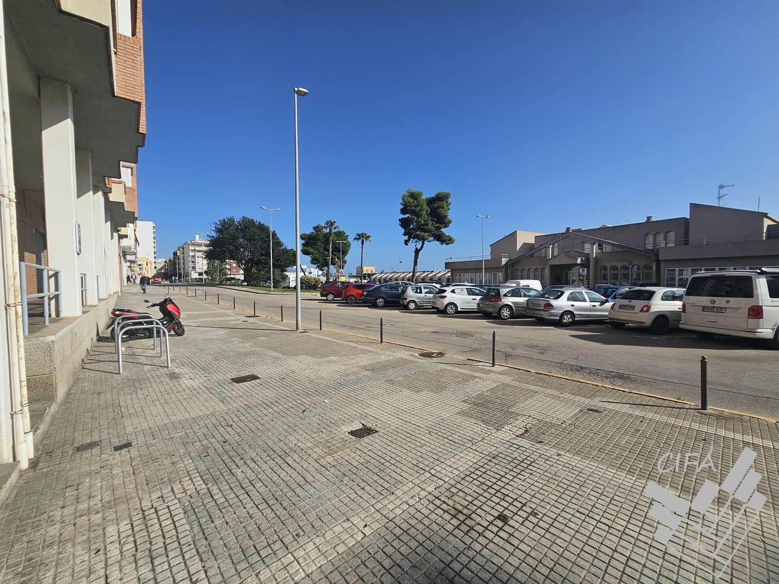 Commerciale in vendita in Vinaros - 130.000 € (Rif: 9382904)