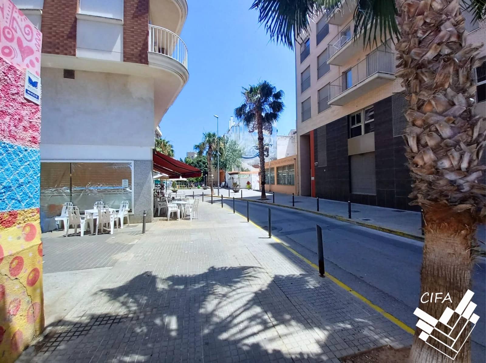 Commercial for sale in Vinaros - € 80,500 (Ref: 9382908)