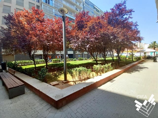 Commercial for sale in Vinaròs - € 80,500 (Ref: 9382908)