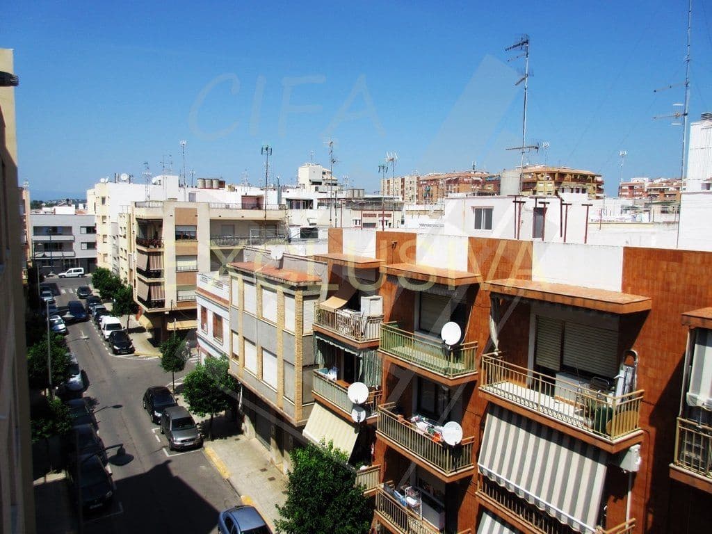 3 slaapkamer Flat te koop in Vinaros - € 179.000 (Ref: 9382911)