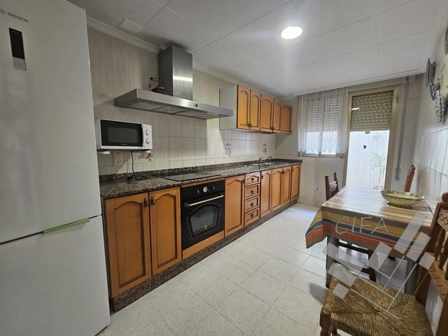 4 camera da letto Villetta a Schiera in vendita in Vinaròs con garage - 195.000 € (Rif: 9382913)