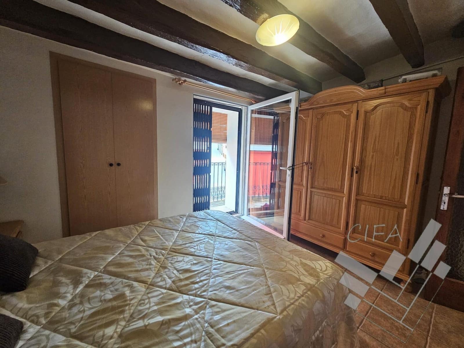 4 soverom Hus til salgs i Calig med garasje - € 198 000 (Ref: 9382914)