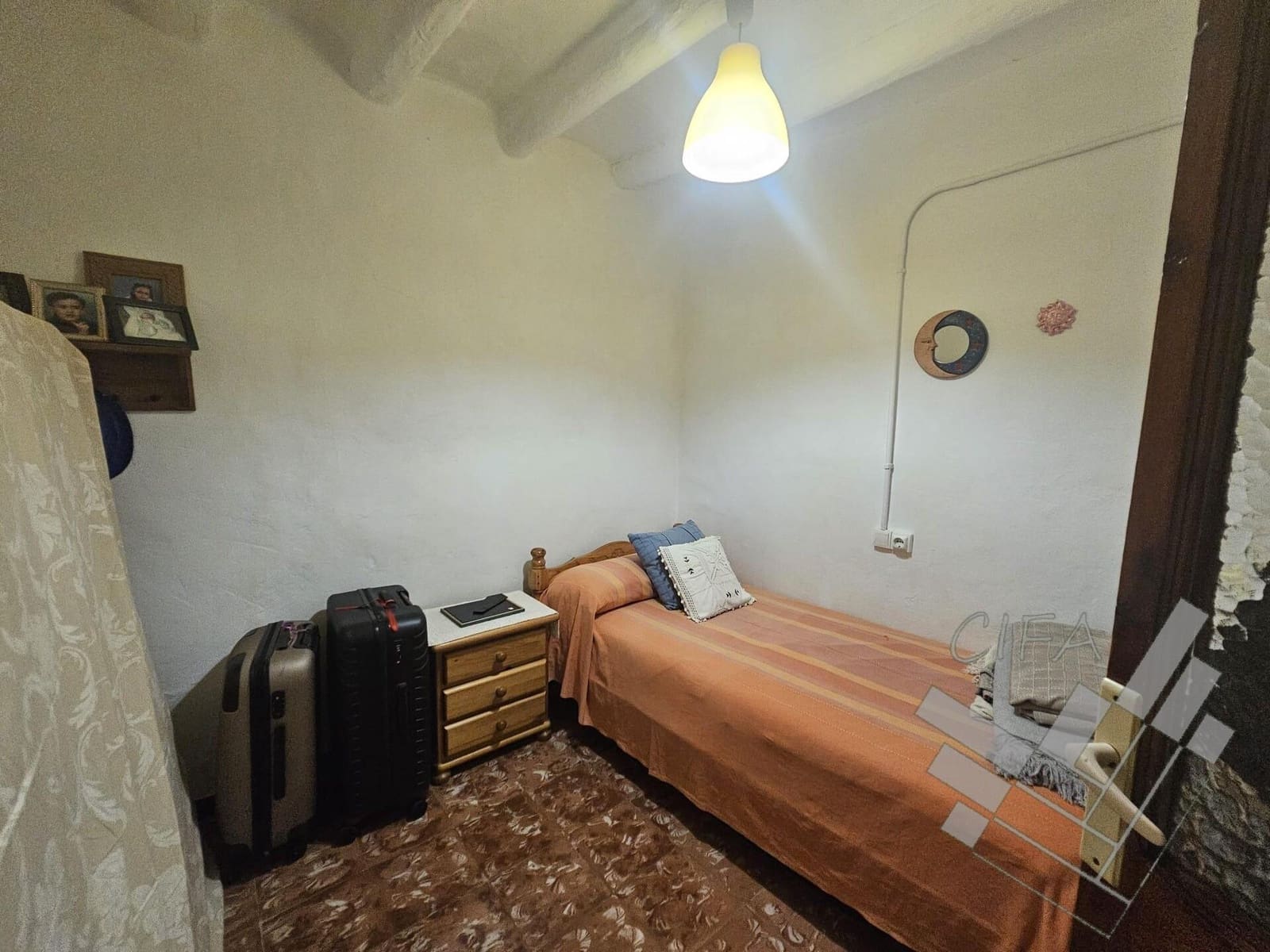 4 soverom Hus til salgs i Calig med garasje - € 198 000 (Ref: 9382914)