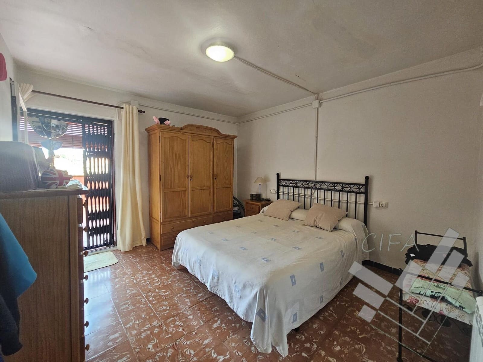 4 soverom Hus til salgs i Calig med garasje - € 198 000 (Ref: 9382914)