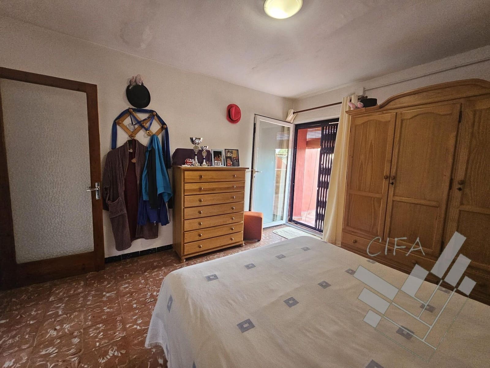 4 soverom Hus til salgs i Calig med garasje - € 198 000 (Ref: 9382914)