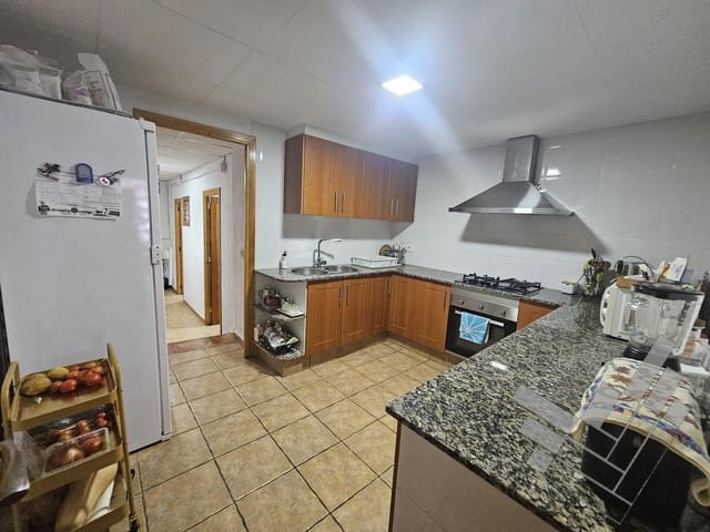 4 bedroom Townhouse for sale in Càlig with garage - € 198,000 (Ref: 9382914)