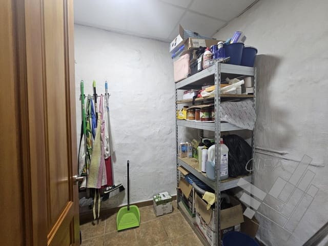 4 bedroom Townhouse for sale in Càlig with garage - € 198,000 (Ref: 9382914)