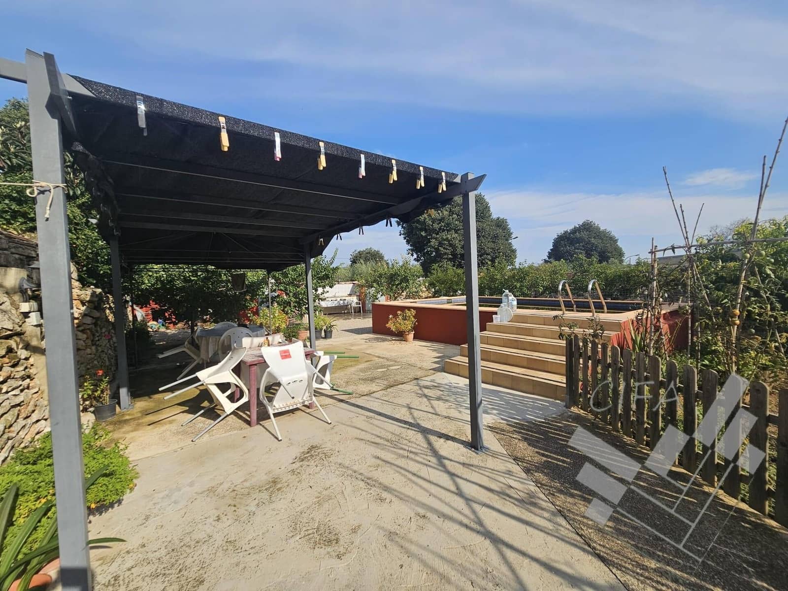 4 soverom Hus til salgs i Calig med garasje - € 198 000 (Ref: 9382914)