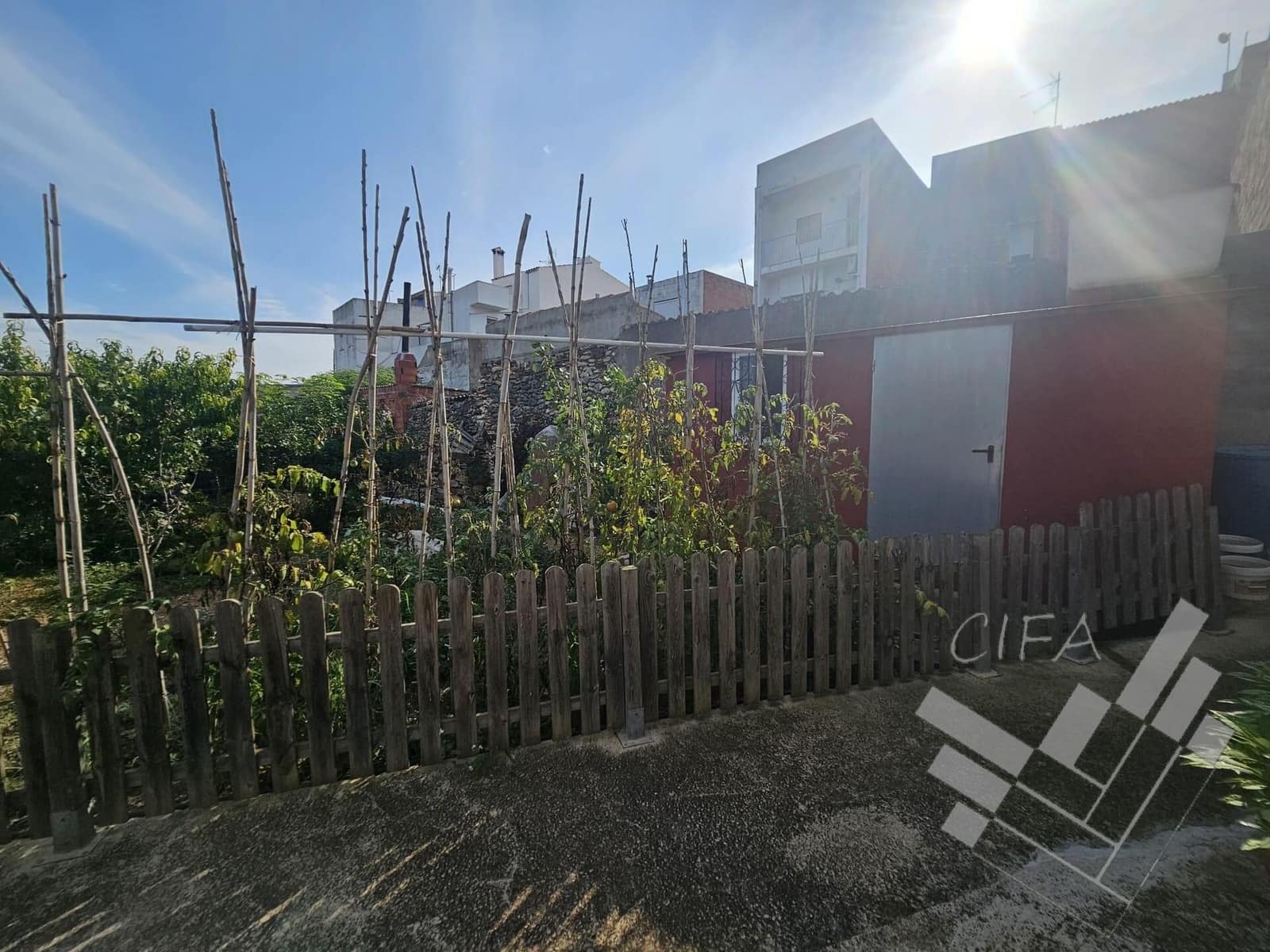 4 soverom Hus til salgs i Calig med garasje - € 198 000 (Ref: 9382914)