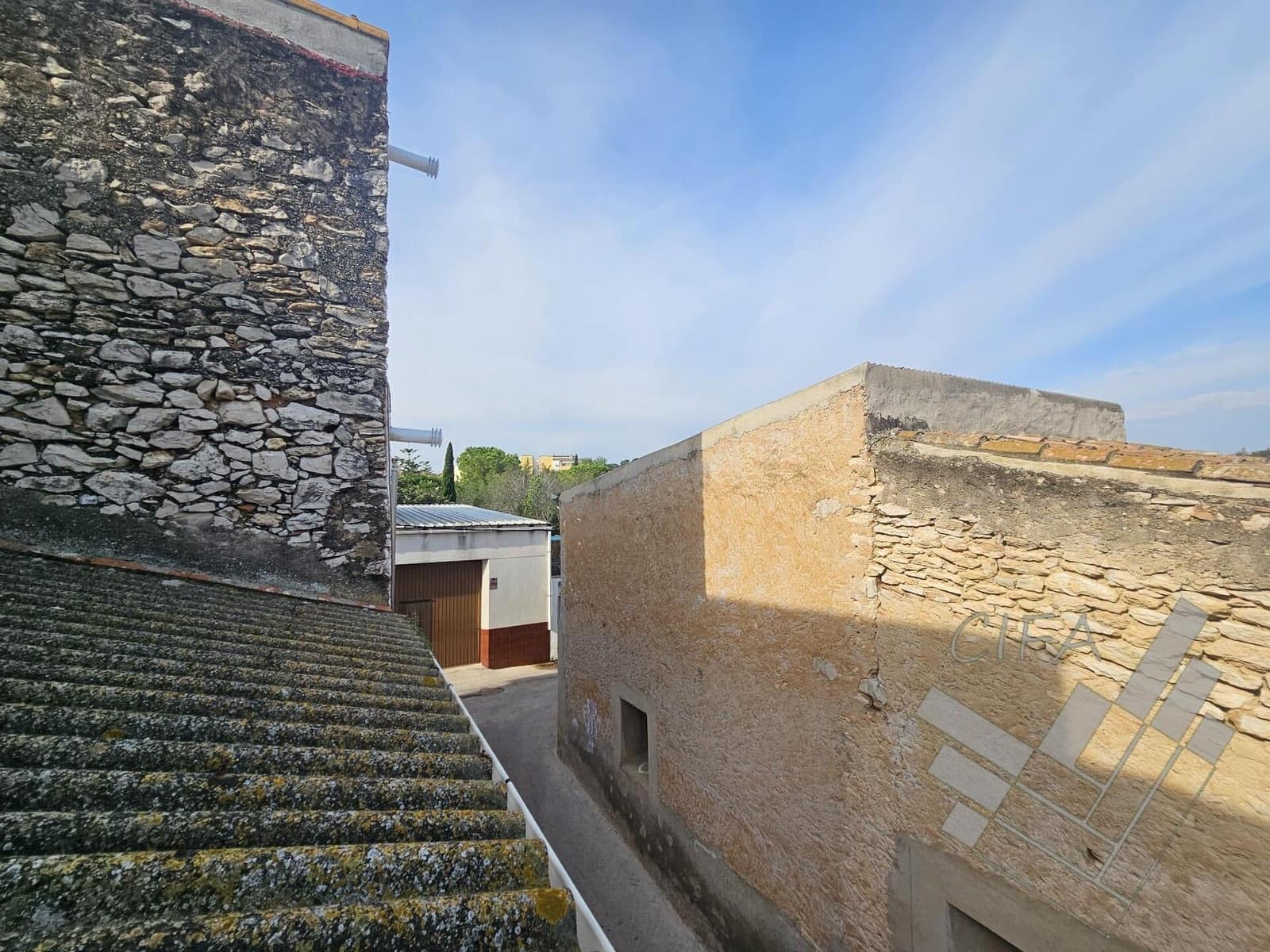 4 soverom Hus til salgs i Calig med garasje - € 198 000 (Ref: 9382914)