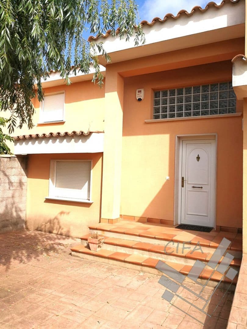 5 Zimmer Villa zu verkaufen in Vinaros mit Garage - 400.000 € (Ref: 9382918)
