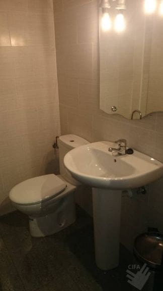 3 slaapkamer Commercieel te koop in Vinaros - € 290.000 (Ref: 9382919)