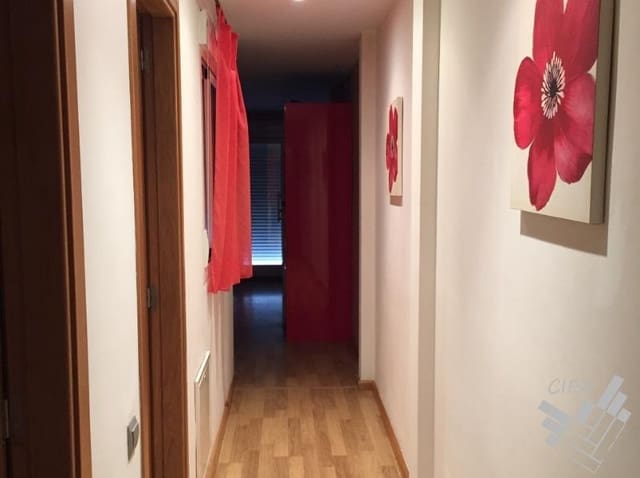 3 slaapkamer Commercieel te koop in Vinaròs - € 290.000 (Ref: 9382919)