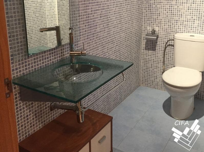 3 slaapkamer Commercieel te koop in Vinaros - € 290.000 (Ref: 9382919)