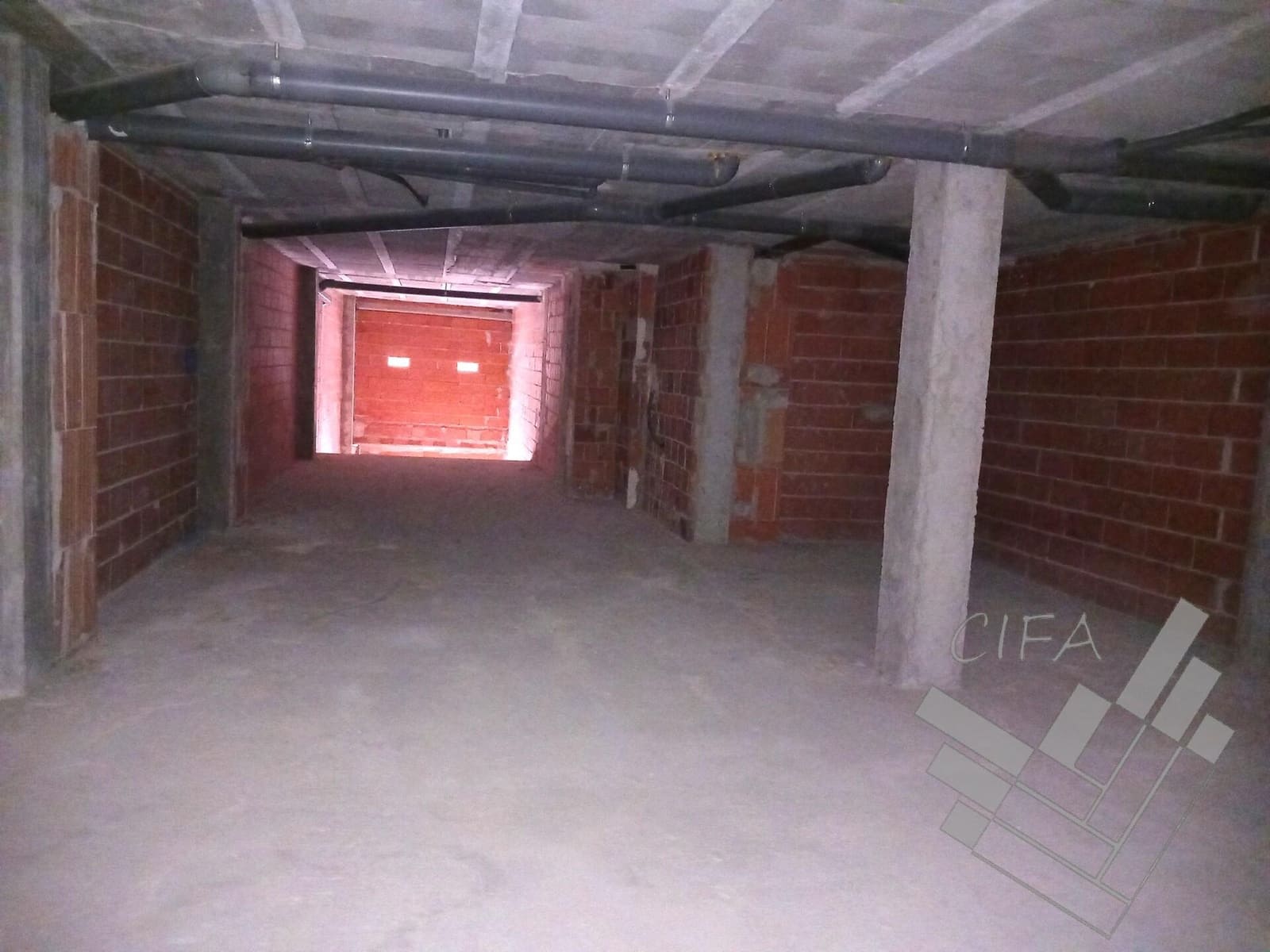 Commercial for sale in Vinaros - € 69,000 (Ref: 9382920)