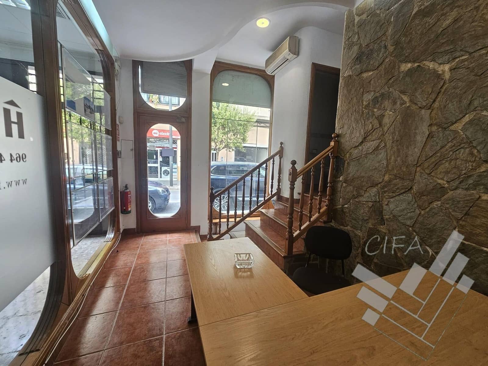 Commercial for rent in Vinaros - € 550 (Ref: 9382924)