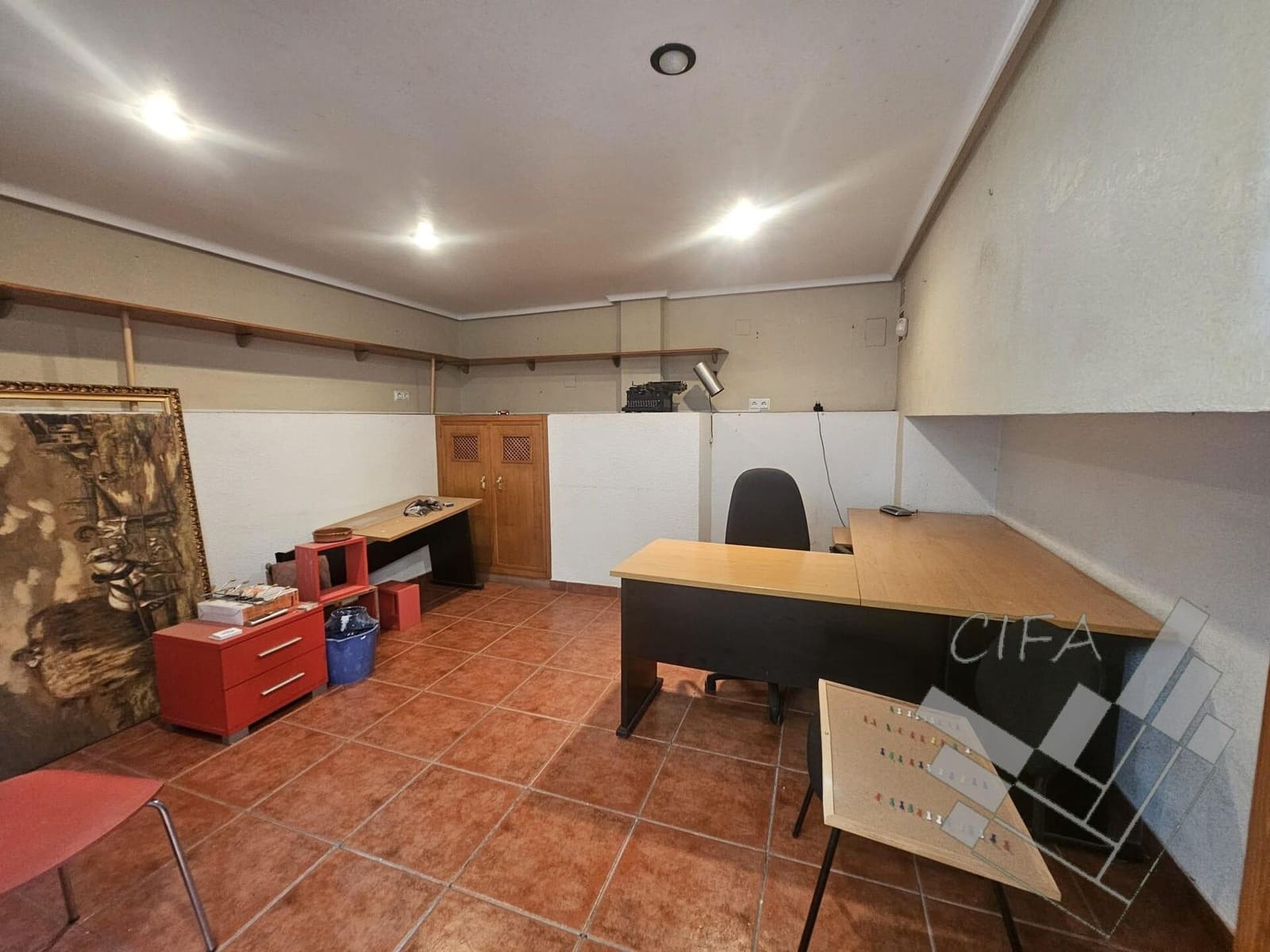 Commercial for rent in Vinaros - € 550 (Ref: 9382924)