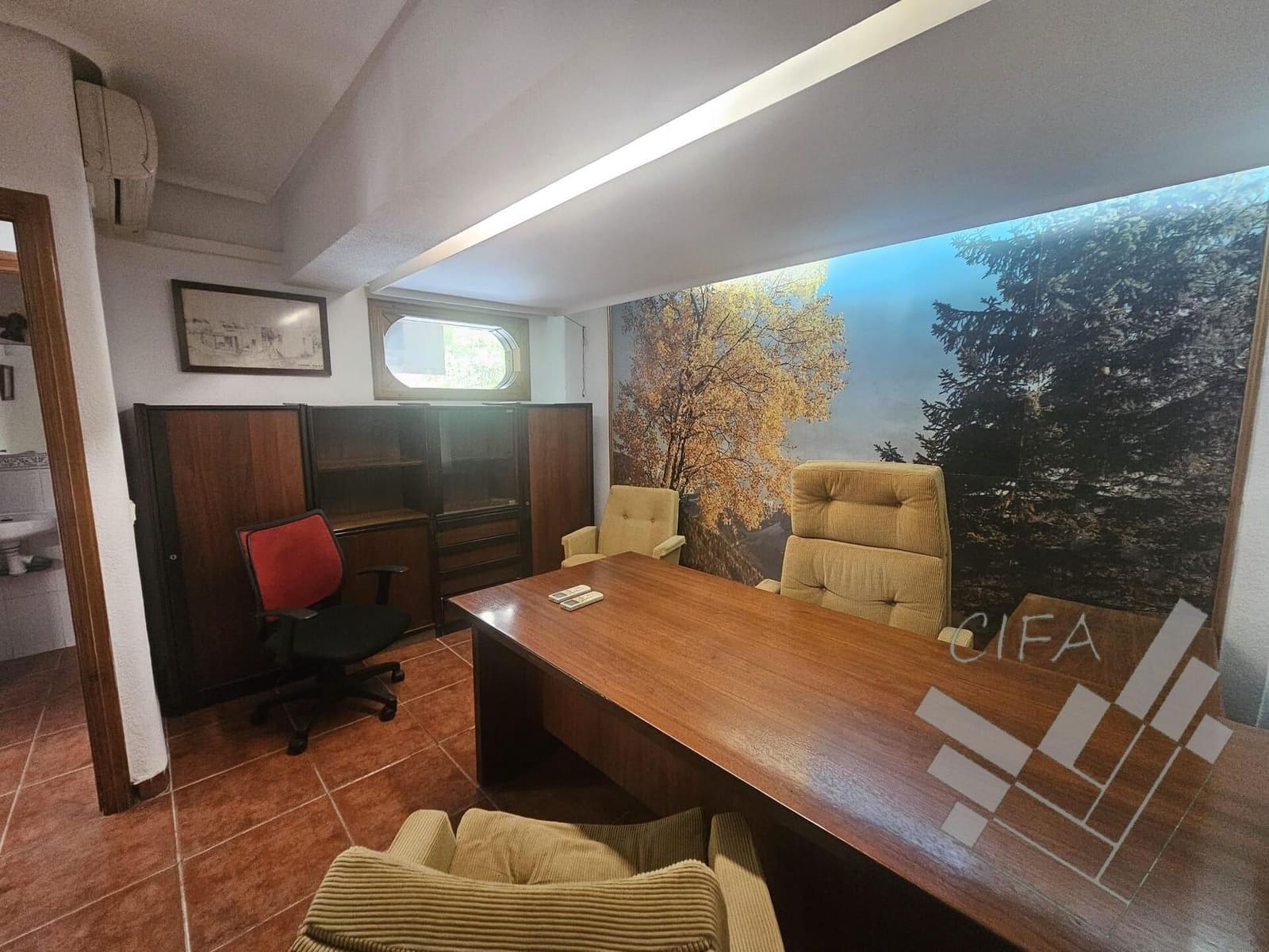 Commercial for rent in Vinaros - € 550 (Ref: 9382924)