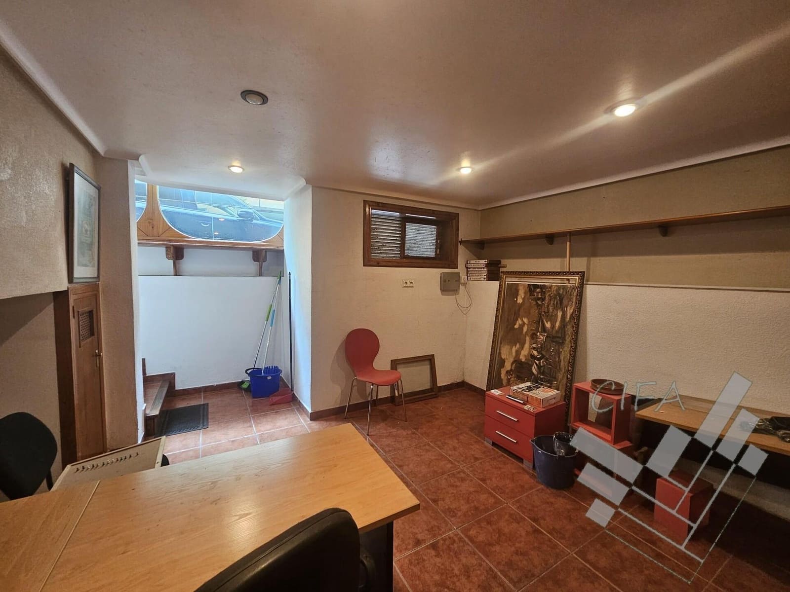 Commercial for rent in Vinaros - € 550 (Ref: 9382924)